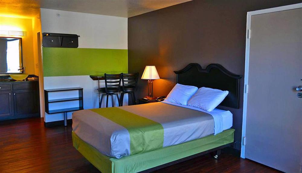 Studio 6-Rome, Ga - Skytop Room photo